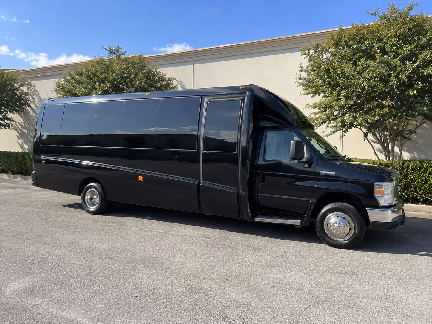 party bus rentals for rancho cucamonga prom night
