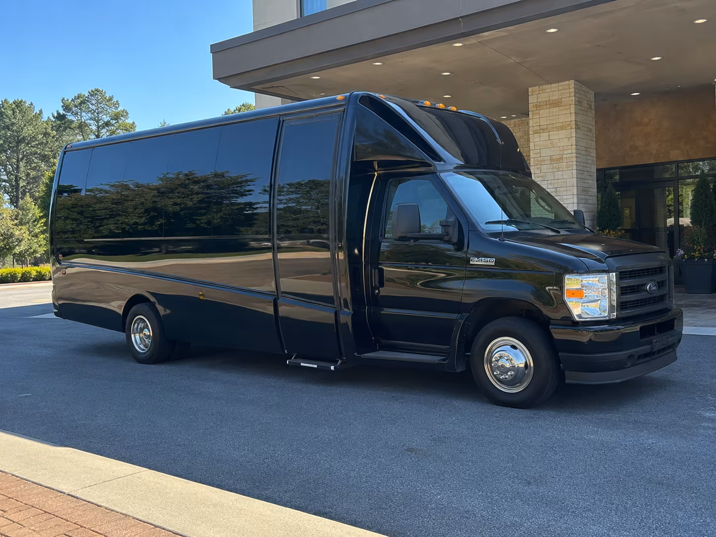 secure transportation for your next field trip 1